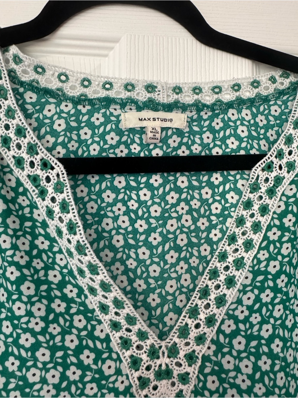 Max Studio Green Ditsy Floral Lace-Trim Peasant Tunic - Picture 3 of 5
